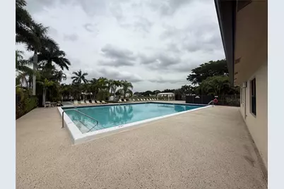 5571 Lakeside Drive #203, Margate, FL 33063 - Photo 12