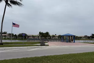 5571 Lakeside Dr, Margate, FL 33063 - Photo 4