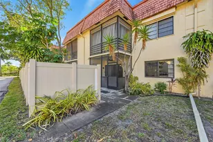 138 S Cypress Rd, Pompano Beach, FL 33060 - Photo 22