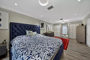 918 NE 4th St, Hallandale Beach, FL 33009 - Photo 28