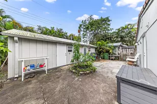 918 NE 4th St, Hallandale Beach, FL 33009 - Photo 42