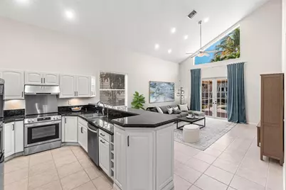 5260 NW 112th Way, Coral Springs, FL 33076 - Photo 10