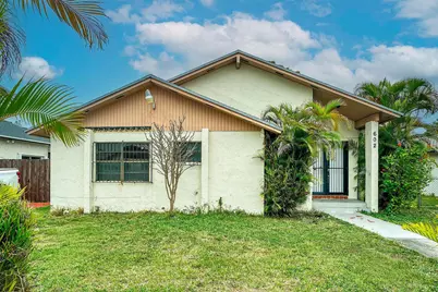 602 SW 99th Place, Miami, FL 33174 - Photo 2