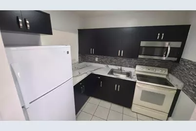 2252 NW 183th Street #1, Miami Gardens, FL 33056 - Photo 4