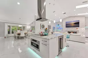 8140 NW 51st Pl, Coral Springs, FL 33067 - Photo 16