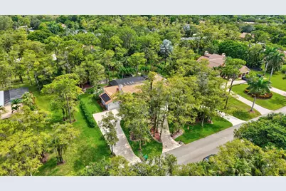 8140 NW 51st Place, Coral Springs, FL 33067 - Photo 56