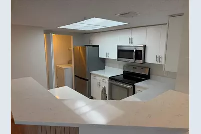 5005 Wiles Road #307, Coconut Creek, FL 33073 - Photo 6