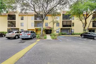 490 NW 20th St, Boca Raton, FL 33431 - Photo 2