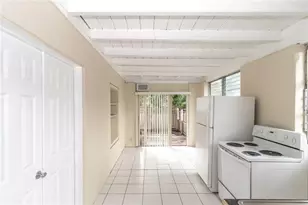 523 NE 2nd Ave, Fort Lauderdale, FL 33301 - Photo 2