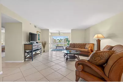 5906 Crystal Shores Drive #404, Boynton Beach, FL 33437 - Photo 6