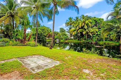 740 SW 55th Avenue, Margate, FL 33068 - Photo 32