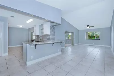 740 SW 55th Avenue, Margate, FL 33068 - Photo 4