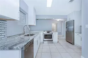 740 SW 55th Ave, Margate, FL 33068 - Photo 8