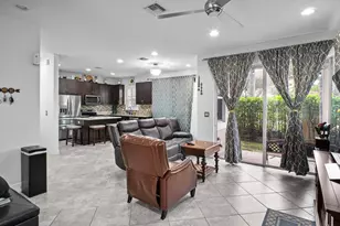 6993 Pines Cir, Coconut Creek, FL 33073 - Photo 22