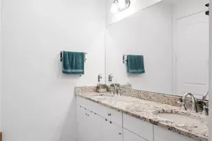 6993 Pines Cir, Coconut Creek, FL 33073 - Photo 8