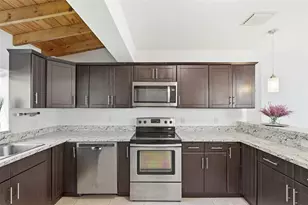 1435 SW 5th Ct, Fort Lauderdale, FL 33312 - Photo 4