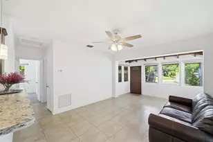 1435 SW 5th Ct, Fort Lauderdale, FL 33312 - Photo 8