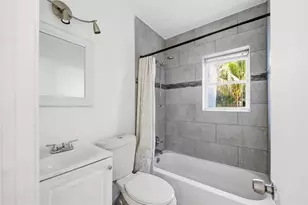 1435 SW 5th Ct, Fort Lauderdale, FL 33312 - Photo 12