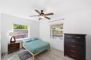 1435 SW 5th Ct, Fort Lauderdale, FL 33312 - Photo 10