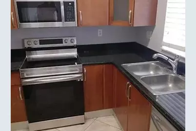 18003 NW 74 Path #18003, Hialeah, FL 33015 - Photo 2