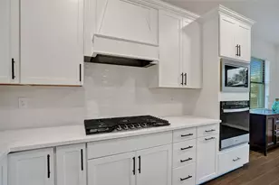 4422 Silverwood Ln S, Oakland Park, FL 33309 - Photo 10