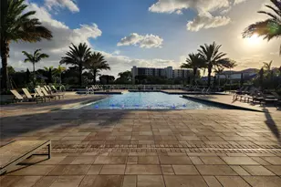 4422 S Silverwood Ln, Fort Lauderdale, FL 33309 - Photo 38