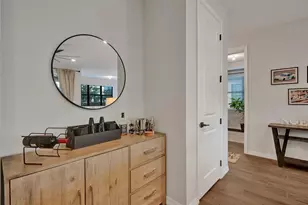 4422 S Silverwood Ln, Fort Lauderdale, FL 33309 - Photo 8