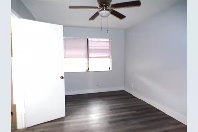 2180 Bayberry Drive, Pembroke Pines, FL 33024 - Photo 14