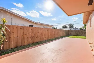 2410 Montego Drive, Miramar, FL 33023 - Photo 28