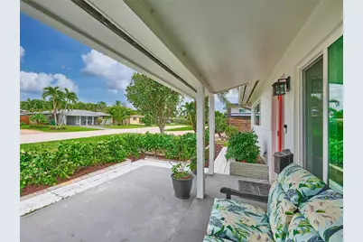 440 NW 37th Street, Oakland Park, FL 33309 - Photo 6