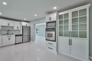 440 NW 37th St, Oakland Park, FL 33309 - Photo 46