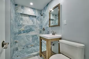 440 NW 37th St, Oakland Park, FL 33309 - Photo 38