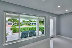 440 NW 37th St, Oakland Park, FL 33309 - Photo 18