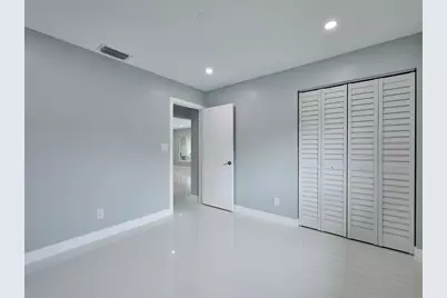 440 NW 37th Street, Oakland Park, FL 33309 - Photo 34