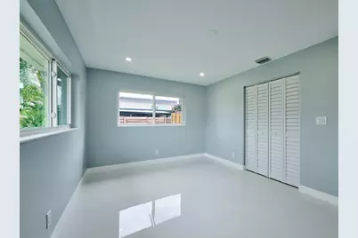 440 NW 37th Street, Oakland Park, FL 33309 - Photo 28