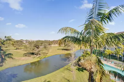 3600 Oaks Clubhouse Drive #408, Pompano Beach, FL 33069 - Photo 16
