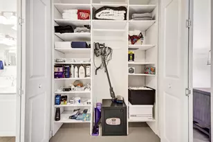 3600 Oaks Clubhouse Dr, Pompano Beach, FL 33069 - Photo 38