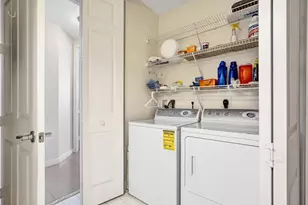 3600 Oaks Clubhouse Dr, Pompano Beach, FL 33069 - Photo 30