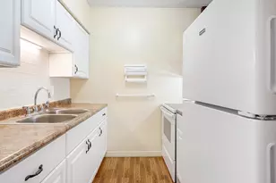 1000 SW 10th Ave, Hallandale Beach, FL 33009 - Photo 20