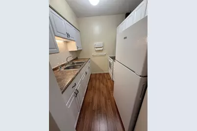 1000 SW 10th Avenue #9, Hallandale Beach, FL 33009 - Photo 18