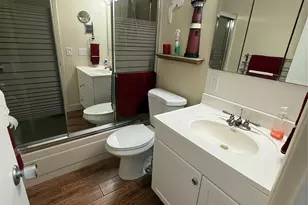 1000 SW 10th Ave, Hallandale Beach, FL 33009 - Photo 12