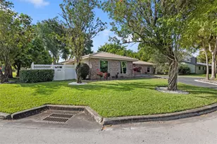 9902 NW 20th St, Coral Springs, FL 33071 - Photo 2