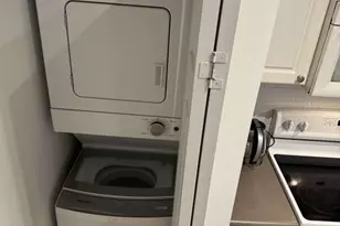 17125 N Bay Rd, North Miami Beach, FL 33160 - Photo 10