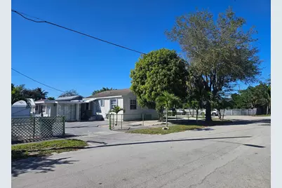 3500 NW 12th Street, Miami, FL 33125 - Photo 2