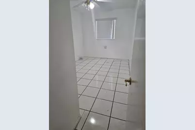 3500 NW 12th Street, Miami, FL 33125 - Photo 8