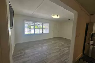 3500 NW 12th St, Miami, FL 33125 - Photo 6