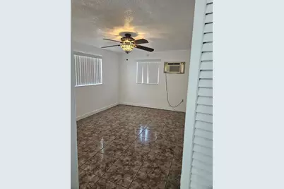 3500 NW 12th Street, Miami, FL 33125 - Photo 14