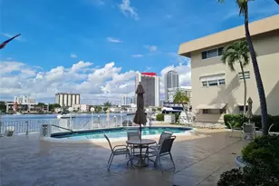 300 Golden Isle, Hallandale Beach, FL 33009 - Photo 4