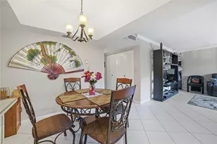 7544 Ashmont Cir, Tamarac, FL 33321 - Photo 6