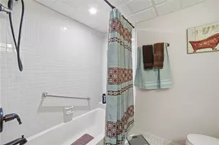 7544 Ashmont Cir, Tamarac, FL 33321 - Photo 10